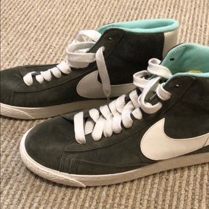 Nike High Top suede sneakers